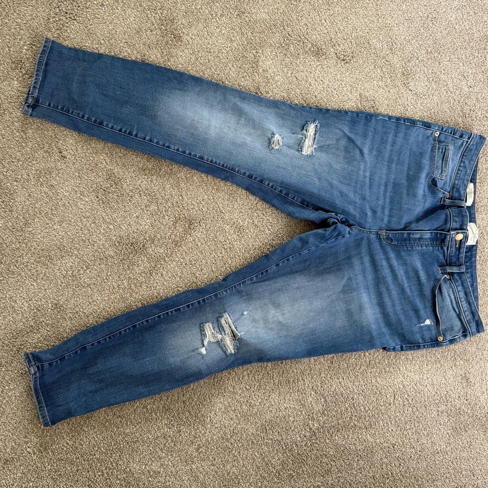 Universal Thread Blue Skinny Jeans Distressed